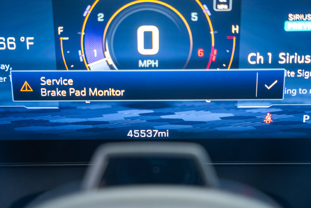 Used 2024 Chevrolet Traverse RS FWD image 55