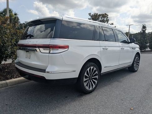 Used 2023 Lincoln Navigator L Reserve RWD image 4