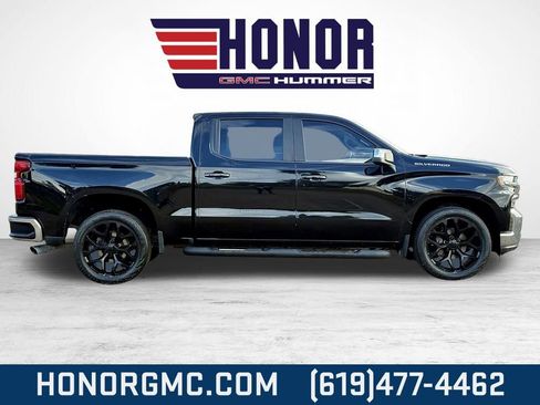 Used 2020 Chevrolet Silverado 1500 LT w/ All-Star Edition image 2