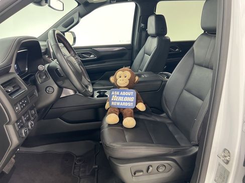 Used 2023 Chevrolet Suburban RST w/ Luxury Package image 19