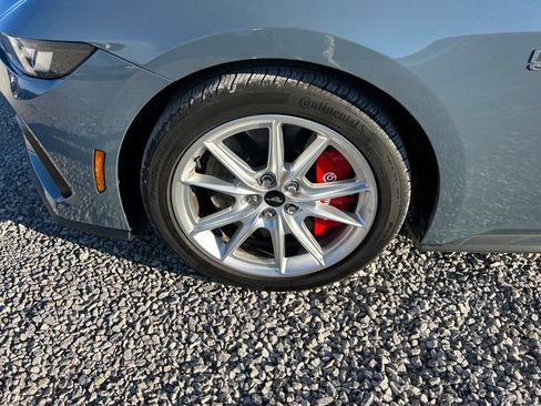 Used 2025 Ford Mustang GT Premium image 43