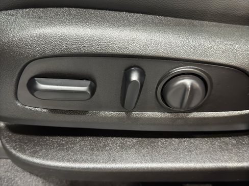 Used 2019 Chevrolet Traverse Premier image 16