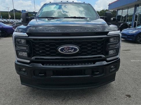 Used 2025 Ford F250 XL w/ STX Appearance Package AWD/4WD image 2