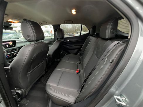 Used 2025 Buick Encore GX Preferred image 23