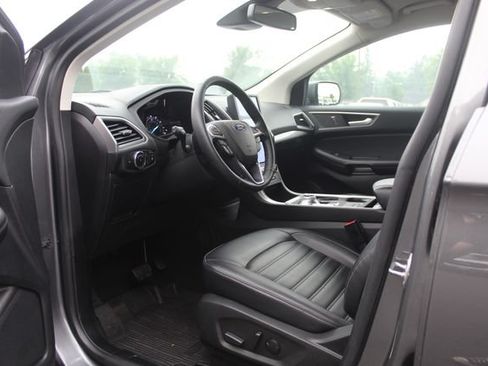 Certified 2024 Ford Edge SEL w/ Convenience Package AWD/4WD image 25