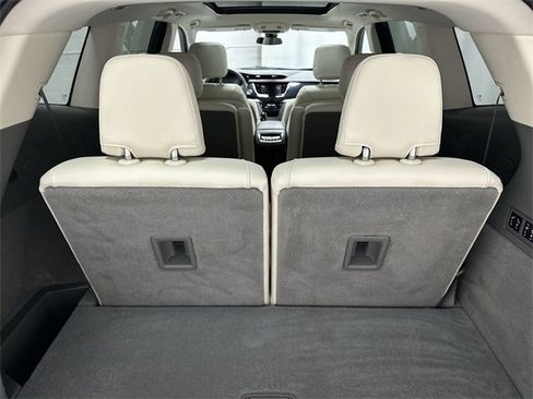 Certified 2023 Cadillac XT6 Premium Luxury image 17