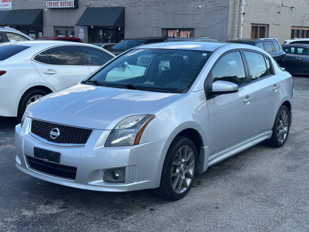 Used 2011 Nissan Sentra SE-R FWD image 3
