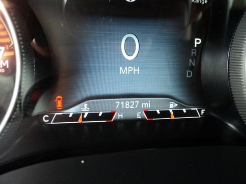Used 2021 Jeep Cherokee Latitude Lux w/ Comfort/Convenience Group AWD/4WD image 13