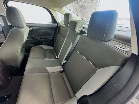 Used 2013 Ford Focus SE image 21