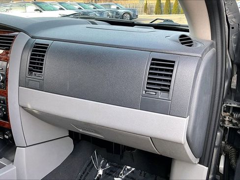 Used 2008 Dodge Durango SLT image 27