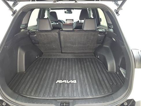 Used 2021 Toyota RAV4 XSE AWD/4WD image 16