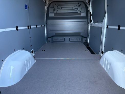 Used 2026 Mercedes-Benz Sprinter 2500 image 12