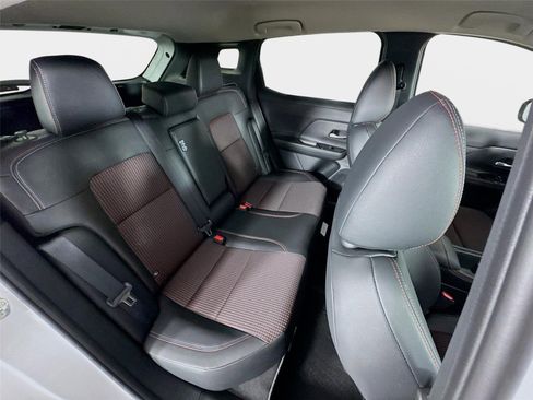 New 2026 Nissan Kicks SR FWD image 25
