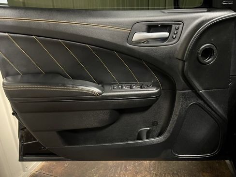 Used 2022 Dodge Charger Scat Pack image 12