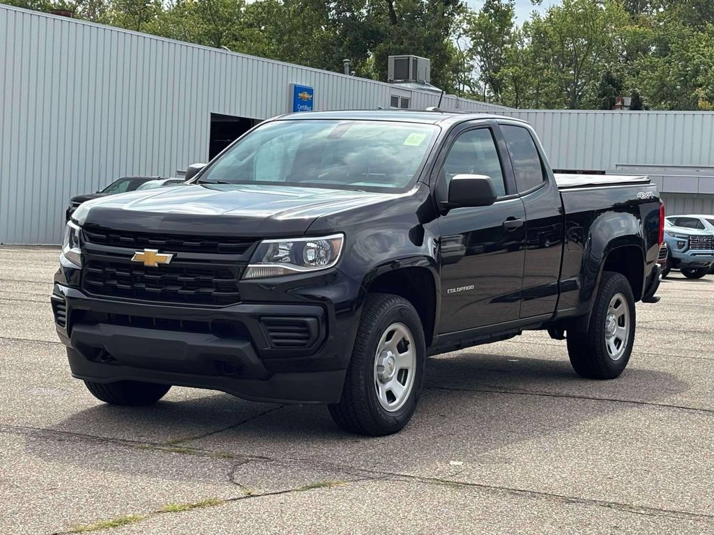 Used 2022 Chevrolet Colorado W/T w/ WT Convenience Package AWD/4WD image 22
