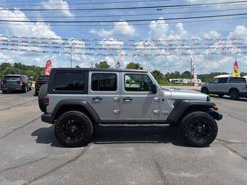 Used 2020 Jeep Wrangler Unlimited Sport S AWD/4WD image 7