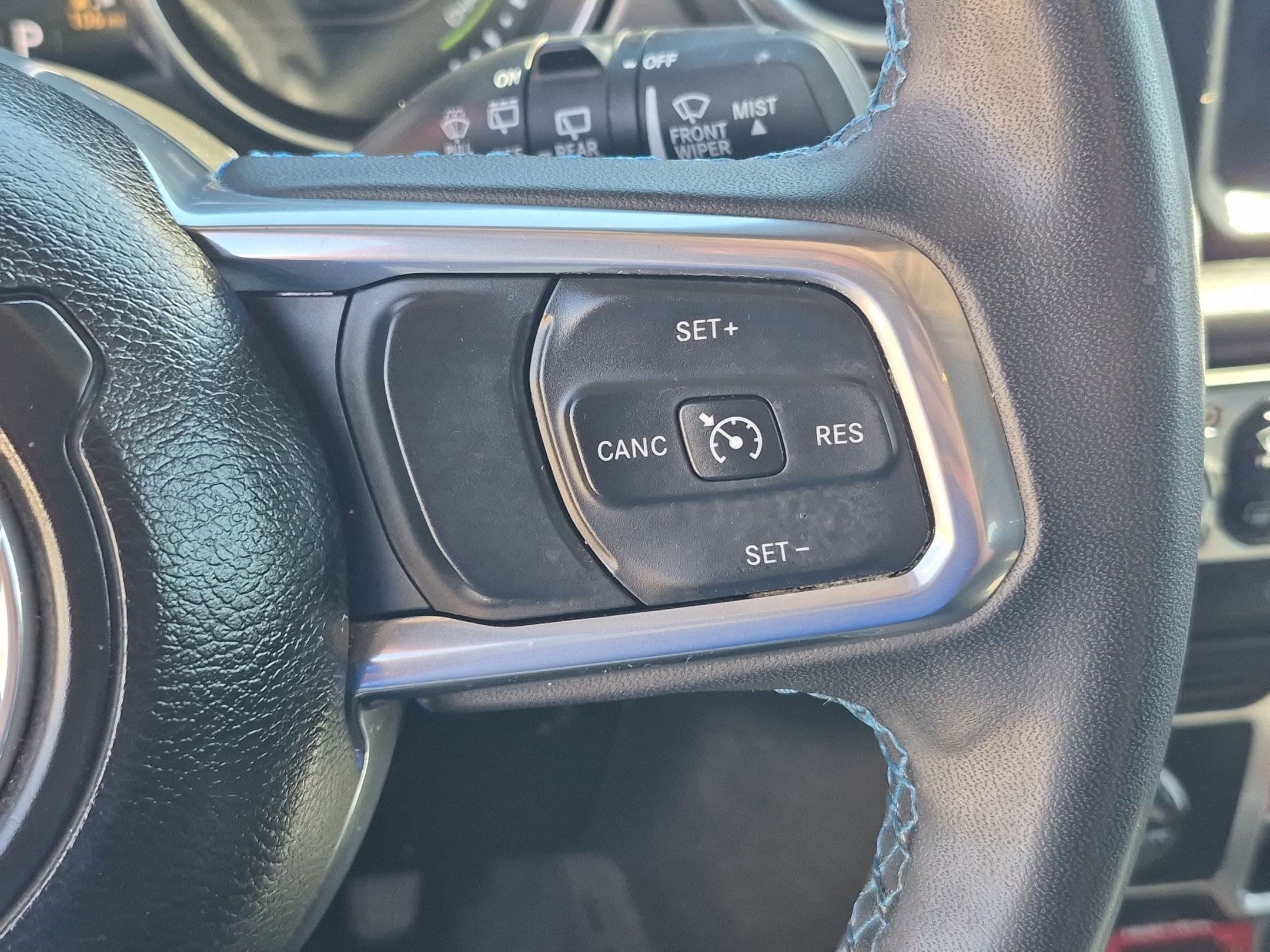 Used 2023 Jeep Wrangler Unlimited Rubicon 4xe w/ Cold Weather Group AWD/4WD image 18