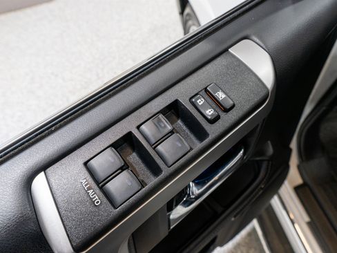 Used 2024 Toyota 4Runner Limited AWD/4WD image 14