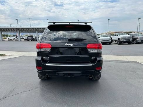 Used 2019 Jeep Grand Cherokee Overland AWD/4WD image 4