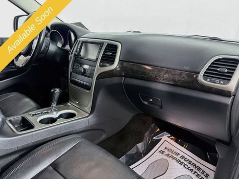 Used 2012 Jeep Grand Cherokee Laredo AWD/4WD image 28