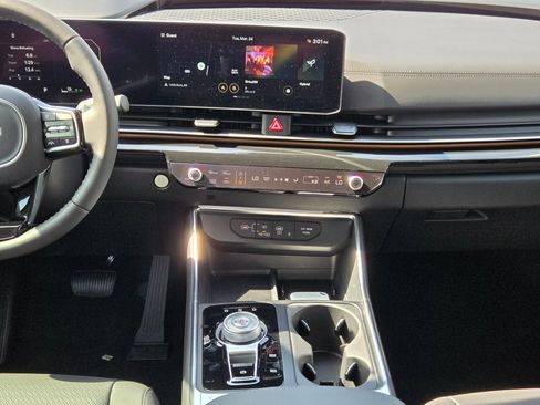 New 2026 Kia Carnival SX Prestige image 32