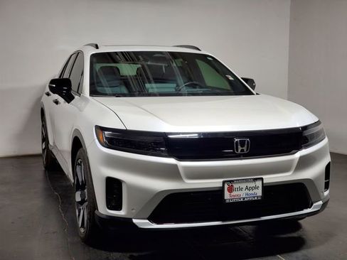 Used 2024 Honda Prologue Elite image 2