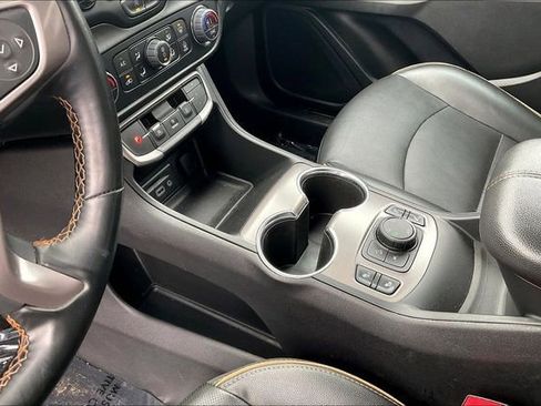 Used 2023 GMC Terrain AT4 image 17