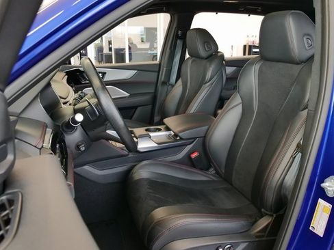 Used 2023 Acura MDX A-Spec image 10