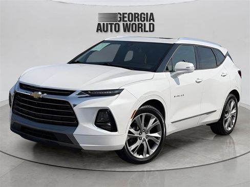 Used 2020 Chevrolet Blazer Premier w/ Driver Confidence II Package FWD image 4