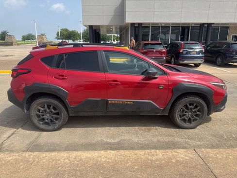Used 2024 Subaru Crosstrek 2.5i Wilderness w/ Crosstrek Mirror Package AWD/4WD image 3
