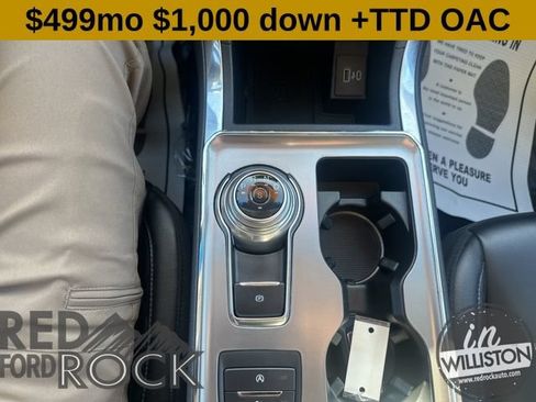 Used 2024 Ford Edge Titanium AWD/4WD image 19