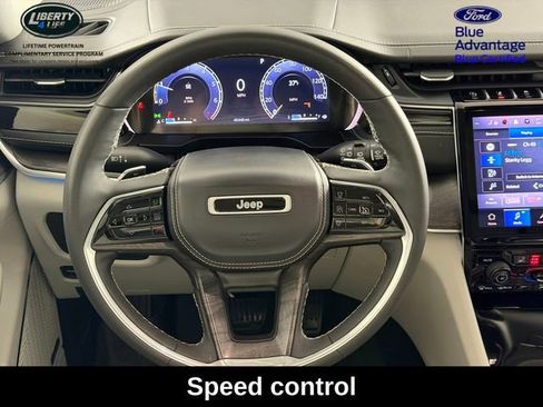 Used 2023 Jeep Grand Cherokee L Overland w/ Rear Seat Video Group I AWD/4WD image 30