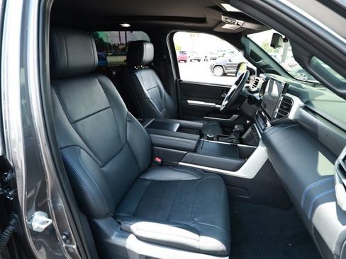 Used 2025 Toyota Sequoia Platinum w/ TRD Off-Road Package AWD/4WD image 30