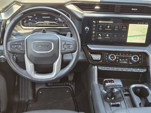 Used 2024 GMC Sierra 1500 Denali AWD/4WD image 10