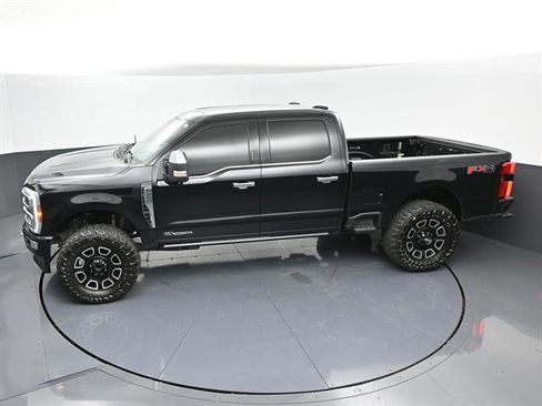 Used 2024 Ford F250 Platinum w/ FX4 Off-Road Package AWD/4WD image 40