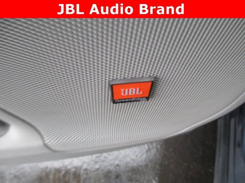 Used 2019 Toyota Highlander Limited image 17