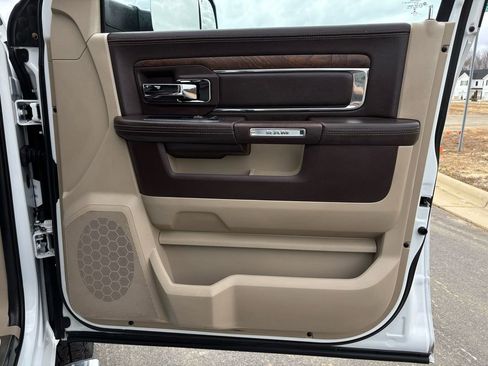 Used 2016 RAM 3500 Laramie Longhorn image 29