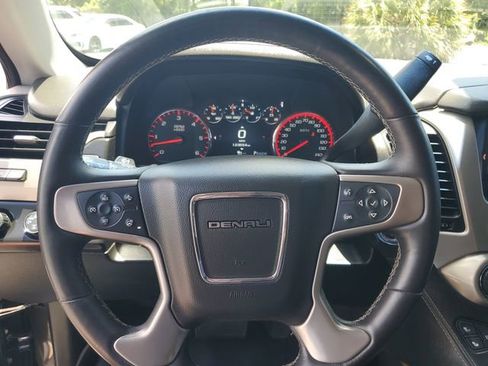 Used 2016 GMC Yukon Denali w/ Open Road Package AWD/4WD image 33