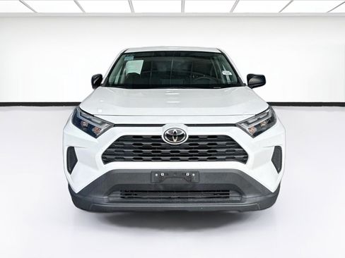 Used 2023 Toyota RAV4 LE AWD/4WD image 2