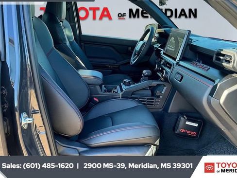 Used 2025 Toyota Tacoma TRD Pro image 6