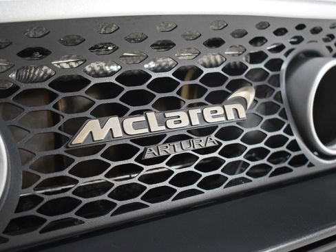 New 2025 McLaren Artura Spider image 11