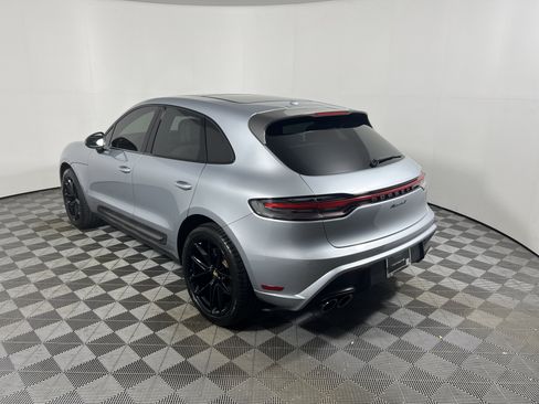 Certified 2023 Porsche Macan Turbo AWD/4WD image 3