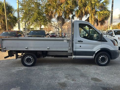 Used 2018 Ford Transit 250 138 RWD image 8