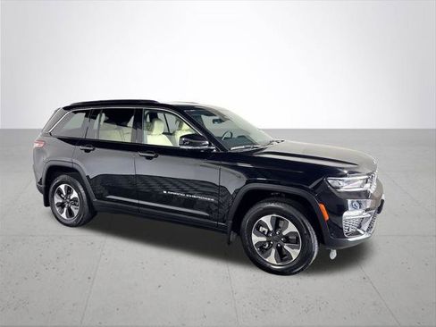 Certified 2024 Jeep Grand Cherokee Limited 4xe w/ Luxury Tech Group II AWD/4WD image 5