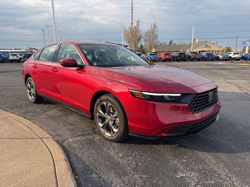 New 2026 Honda Accord EX-L image 3