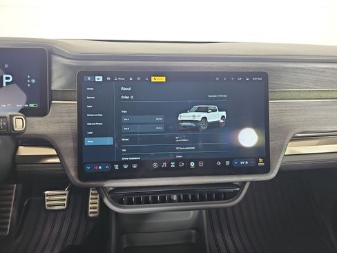 Used 2022 Rivian R1T Launch Edition image 27