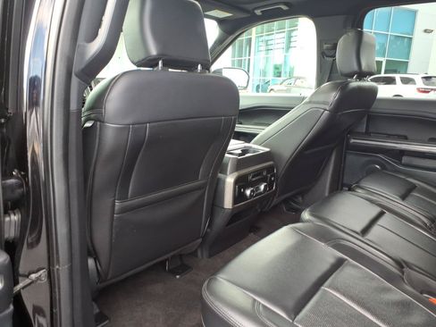 Used 2020 Ford Expedition Max XLT w/ Equipment Group 202A AWD/4WD image 12
