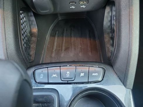 Used 2025 Chevrolet TrailBlazer LT image 23