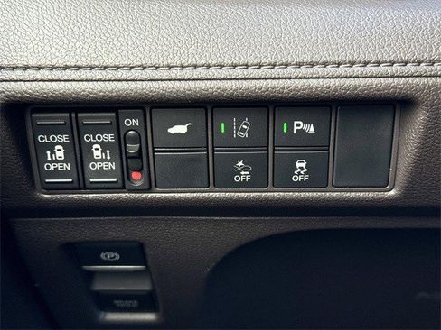 Used 2018 Honda Odyssey Elite image 27