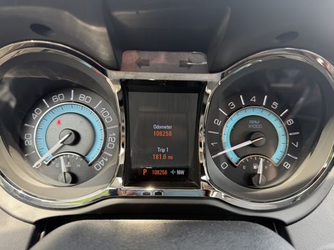 Used 2011 Buick LaCrosse CXS FWD image 14